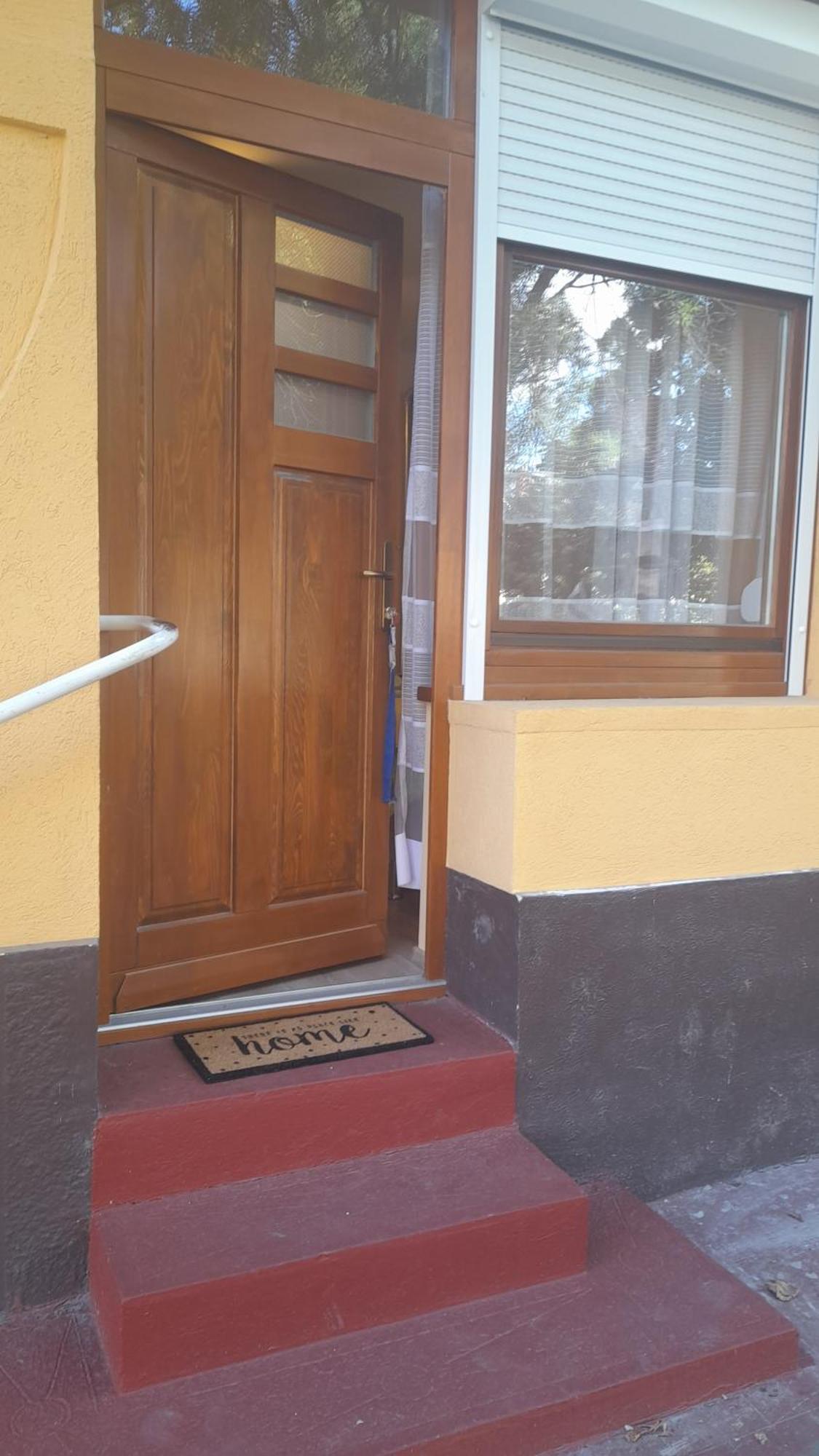 Szahara Vendeghaz Apartment Kerekegyhaza Exterior photo