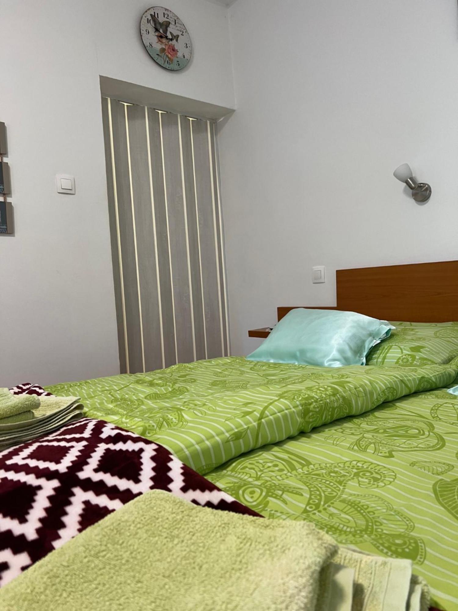 Szahara Vendeghaz Apartment Kerekegyhaza Exterior photo